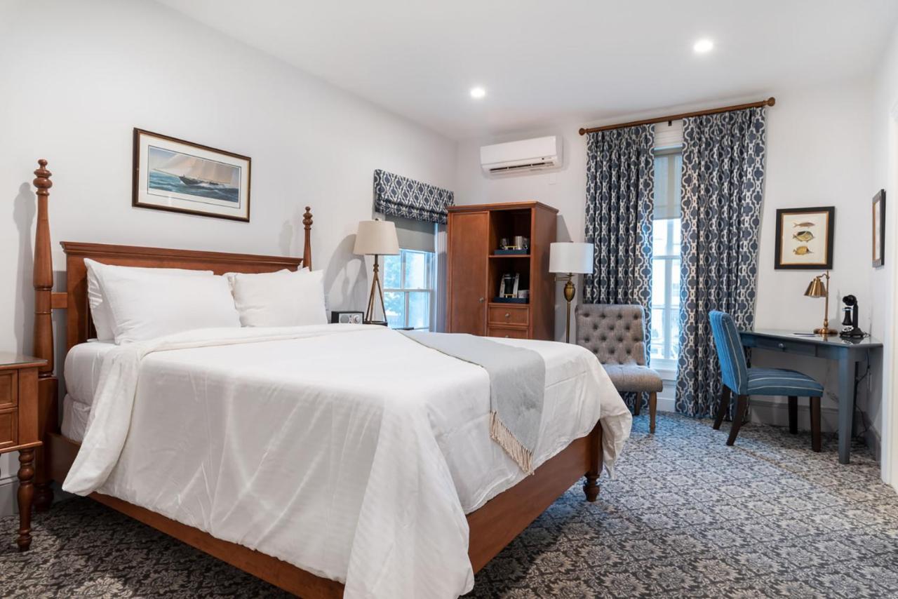 The Whaler'S Inn Mystic Extérieur photo